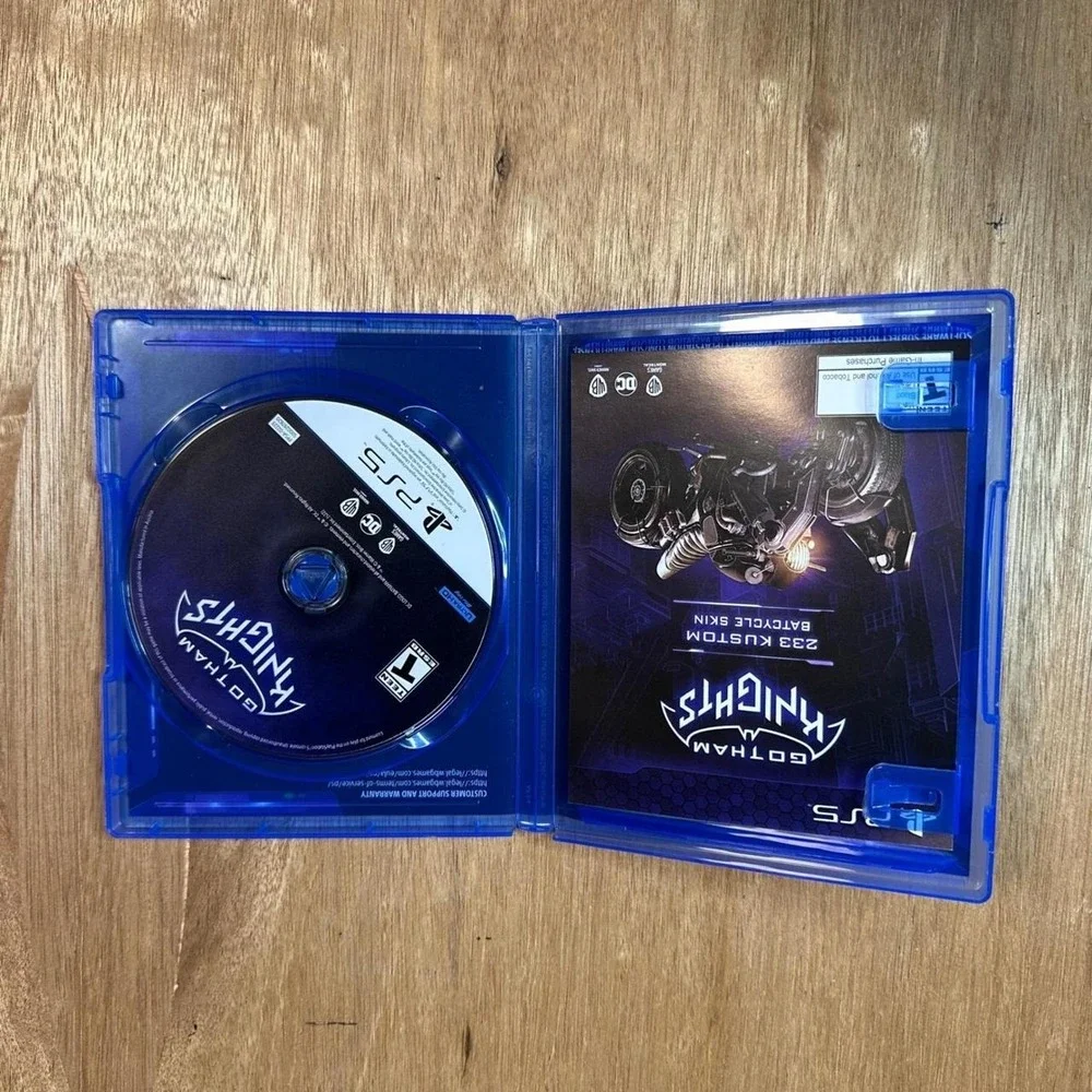 Gotham Knights Sony PlayStation 5 PS5 Action RPG Video Game Physical Disc 2022